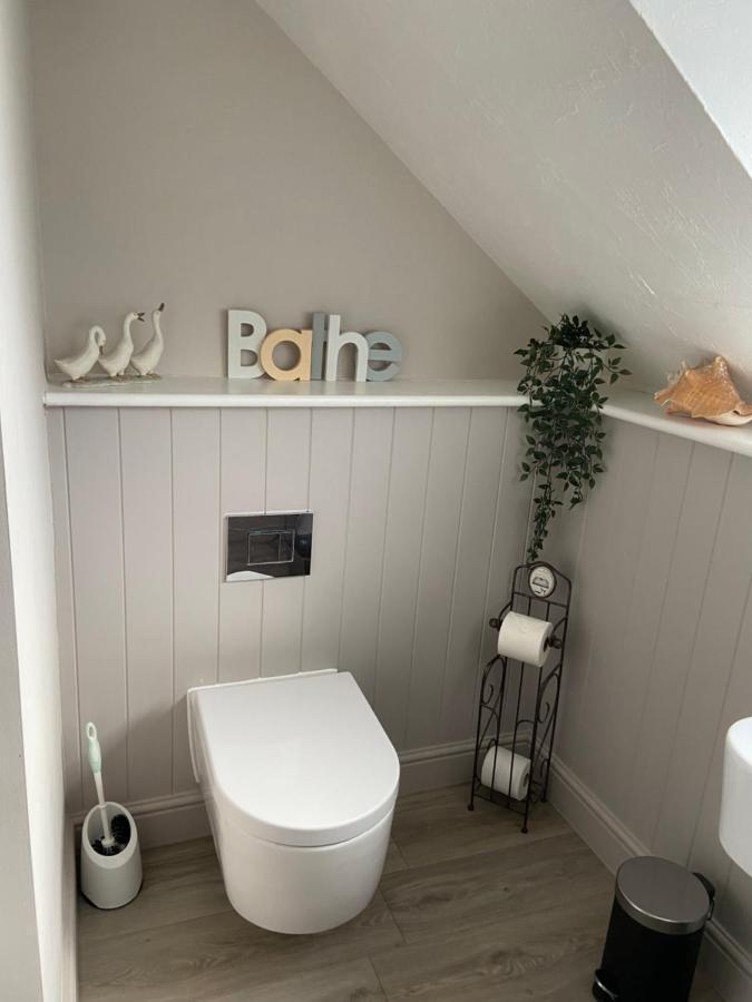 Вилла The Old Coach House At Byre House Coalpit Heath Экстерьер фото